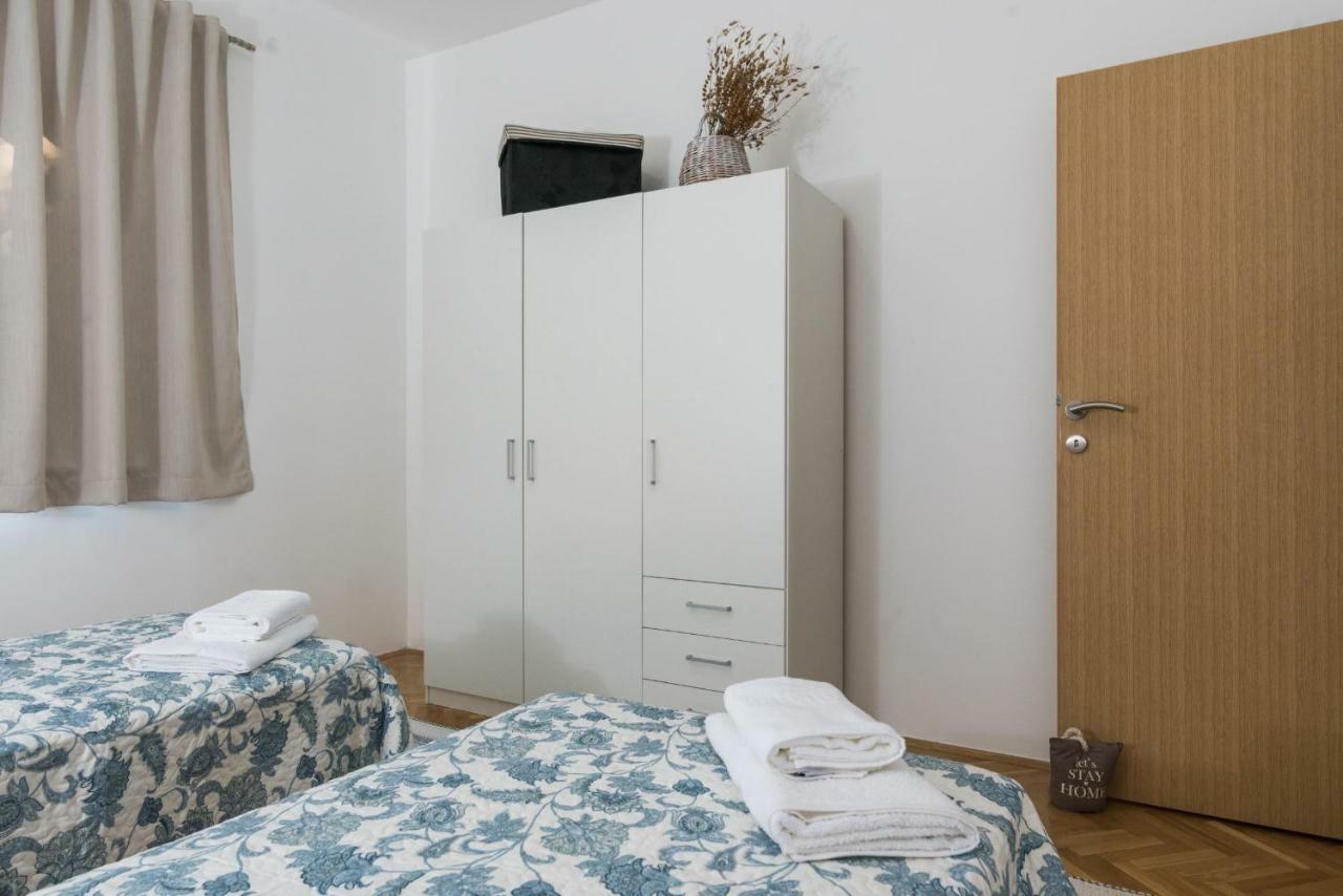 Apartment Okrug Gornji - Trogir With Sea View Екстер'єр фото